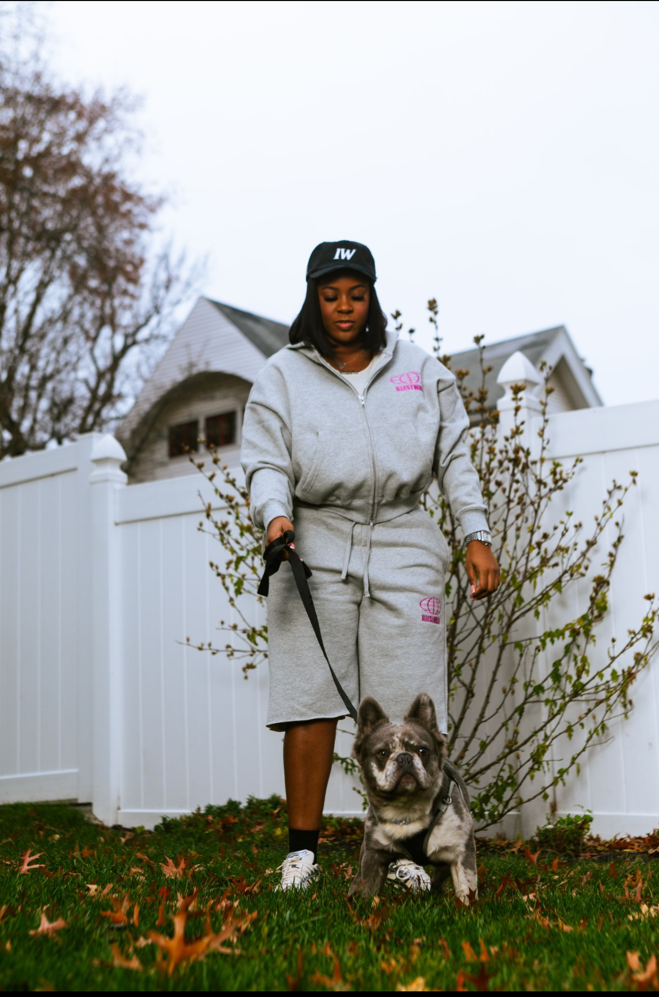 Vintage ILLE5TWRLD “IW” Snapback Cap